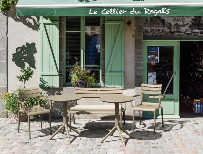 kare mobilier, MOBILIER DE COLLECTIVITÉ,Chaise PARIS AVEC ACCOUDOIRS TAUPE